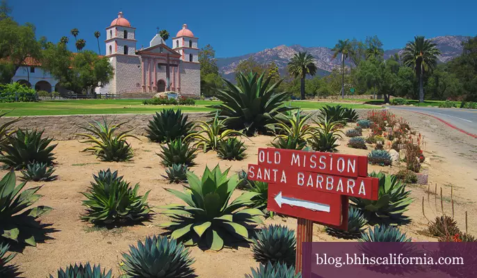 Santa Barbara scavenger hunt