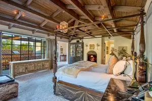 luxury-master-suite