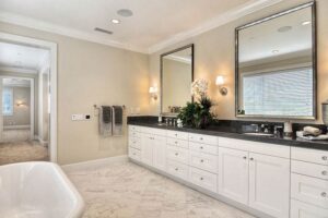 clean-bathroom