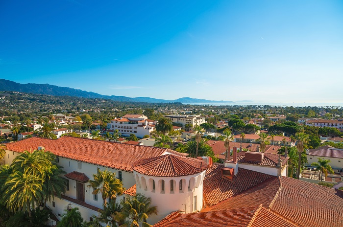 Top view of a courthouse in Santa Barbara, California