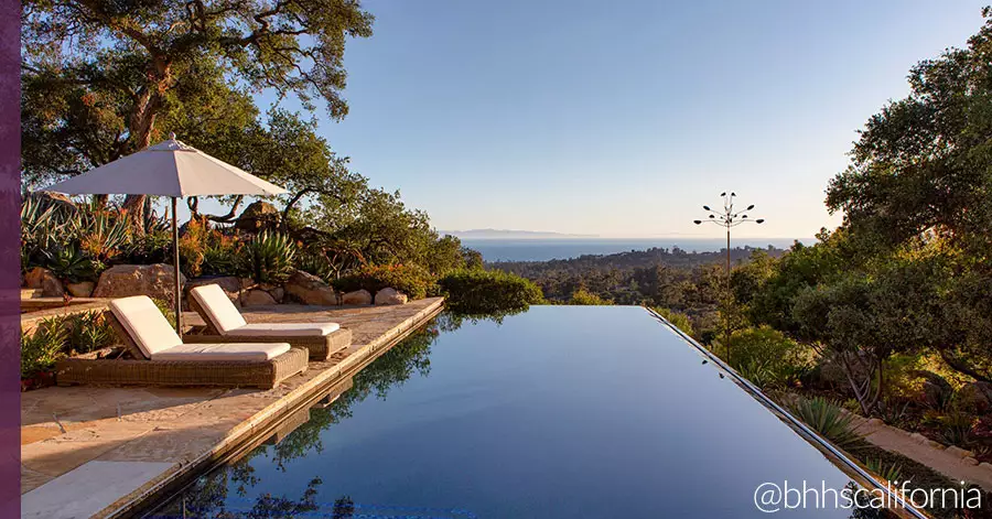 homes-with-infinity-pools