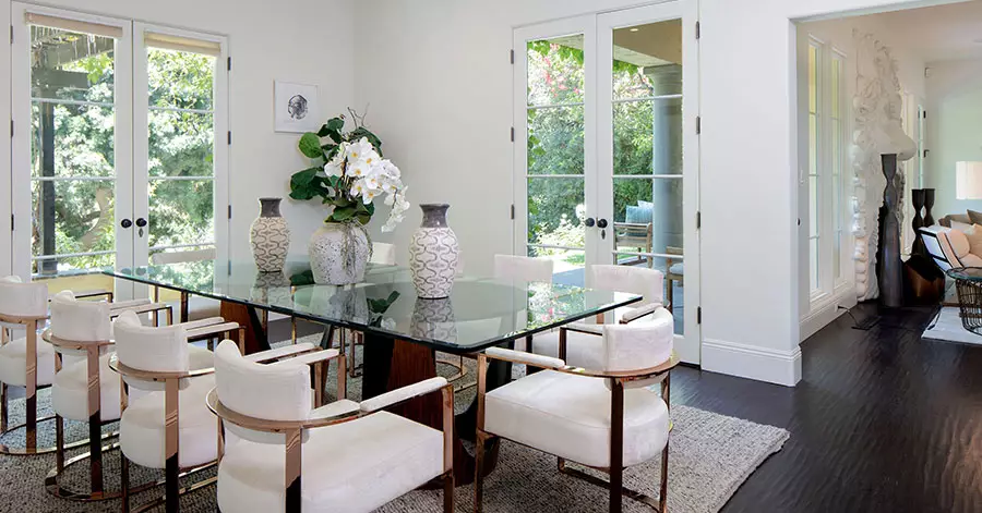 geena-davis-dining-room