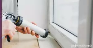 homeowner-maintenance-window-caulk