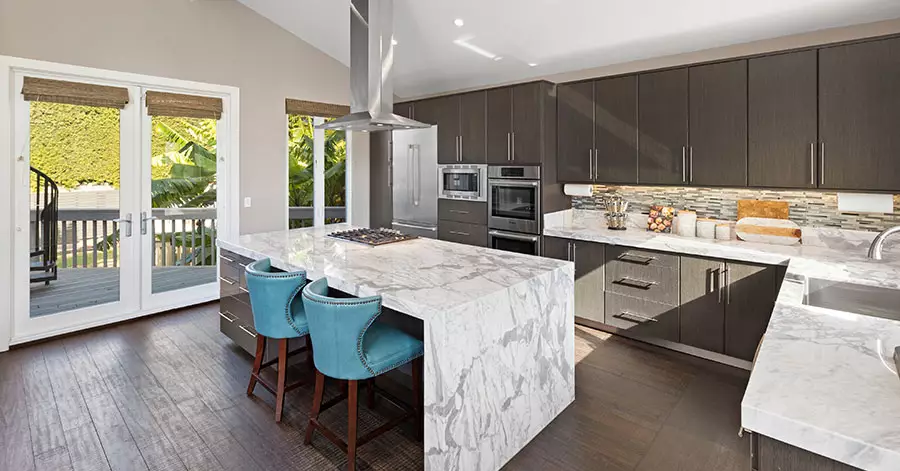 modern-kitchen-wood-floors