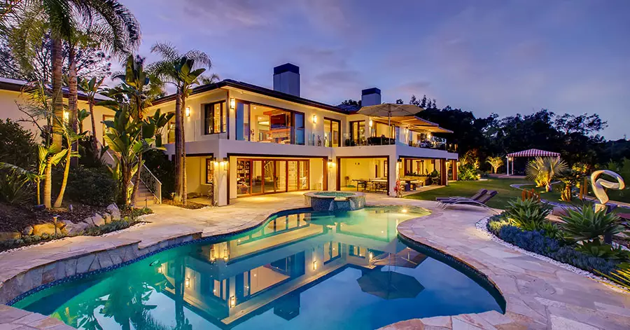 swimming pool and modern home