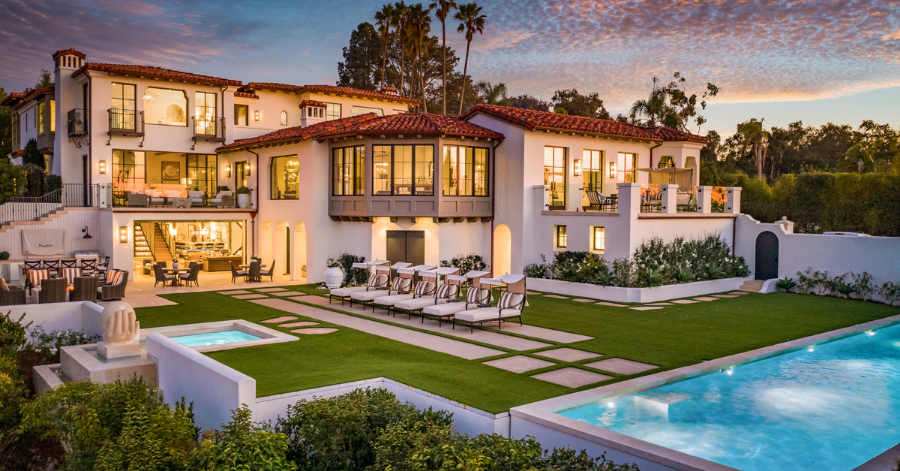 La Jolla estate with resort-style backyard and pool