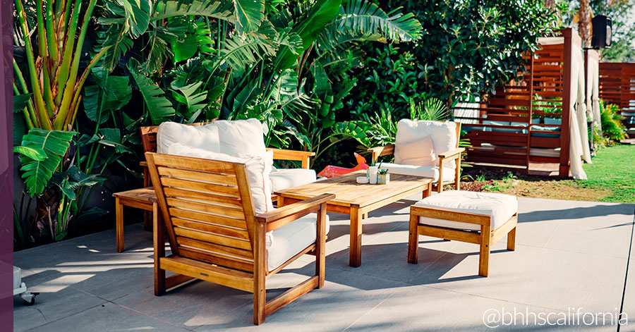 image of patio area showing how to paint concrete floors 