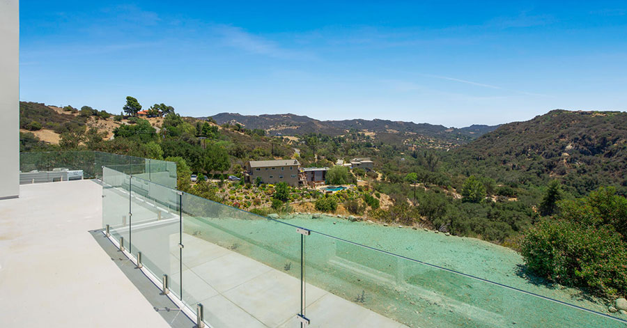 Spacious balcony overlooking Topanga Canyon and hills in distance 