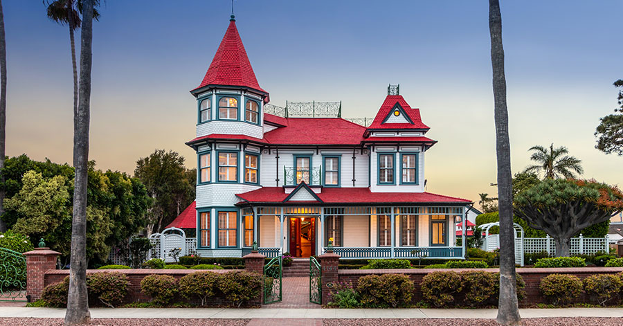 Exterior view of Baby Del and red point roofs from the street